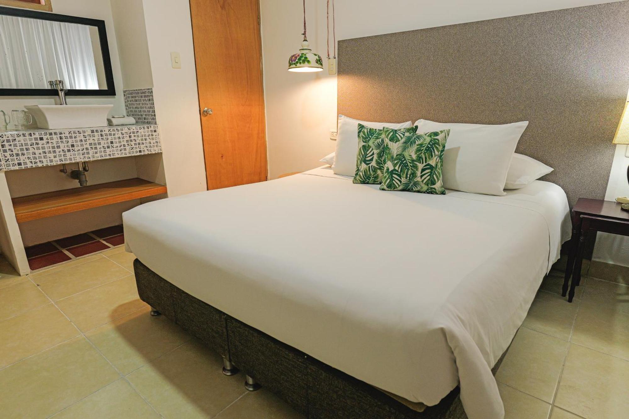 Hotel Kartaxa Cartagena Esterno foto