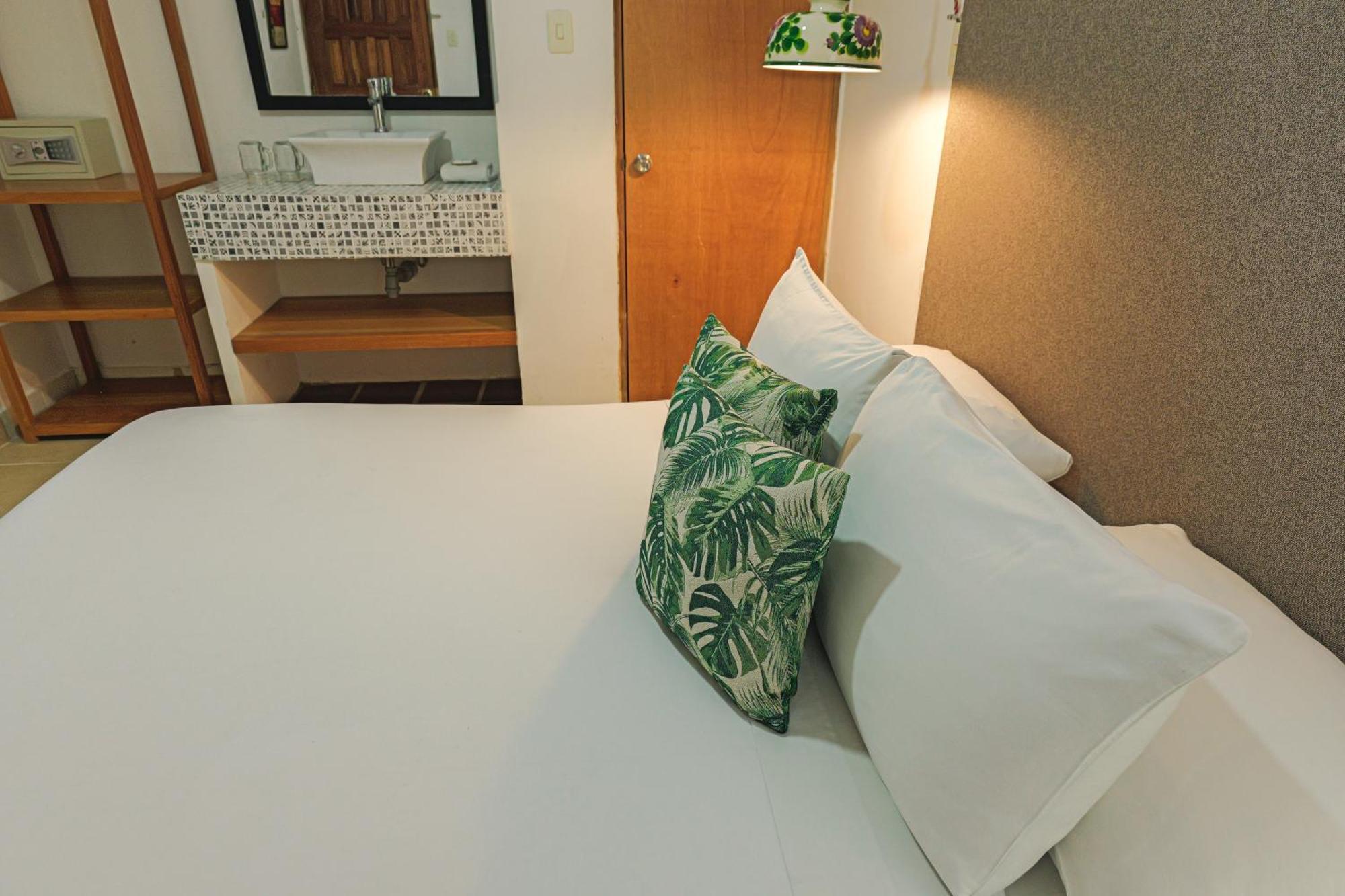 Hotel Kartaxa Cartagena Esterno foto