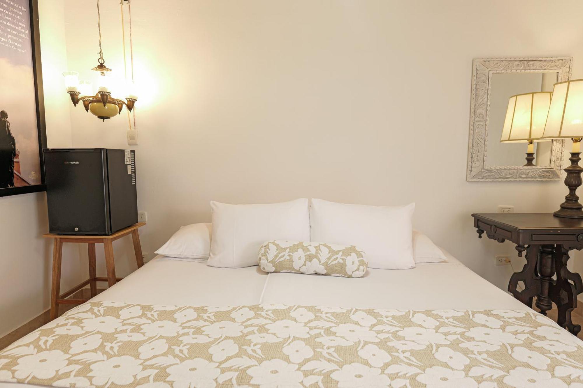 Hotel Kartaxa Cartagena Esterno foto