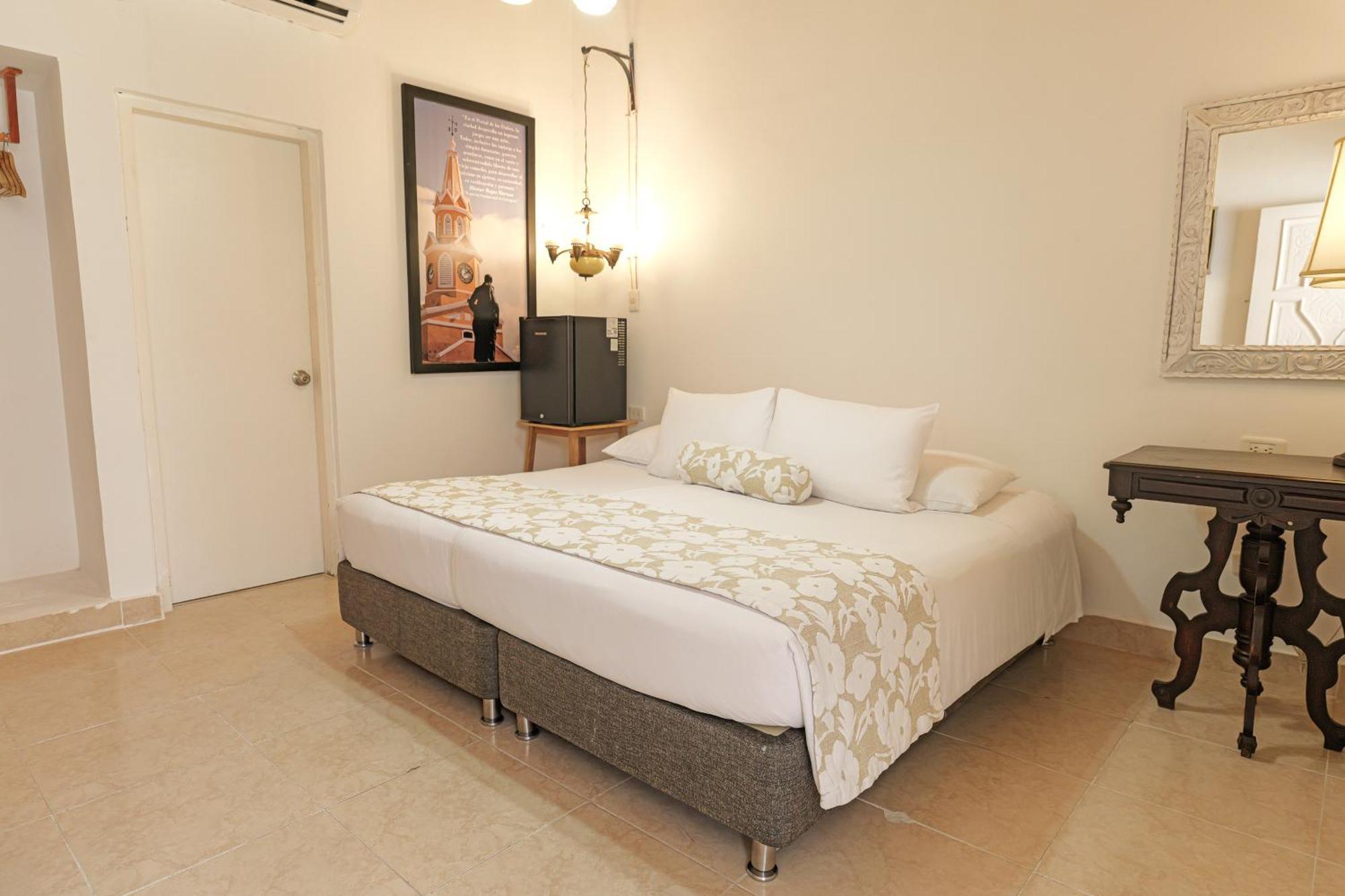 Hotel Kartaxa Cartagena Esterno foto