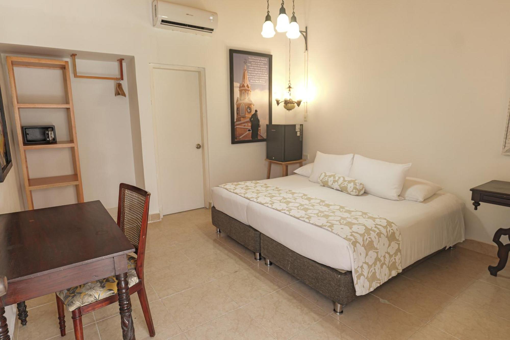 Hotel Kartaxa Cartagena Esterno foto