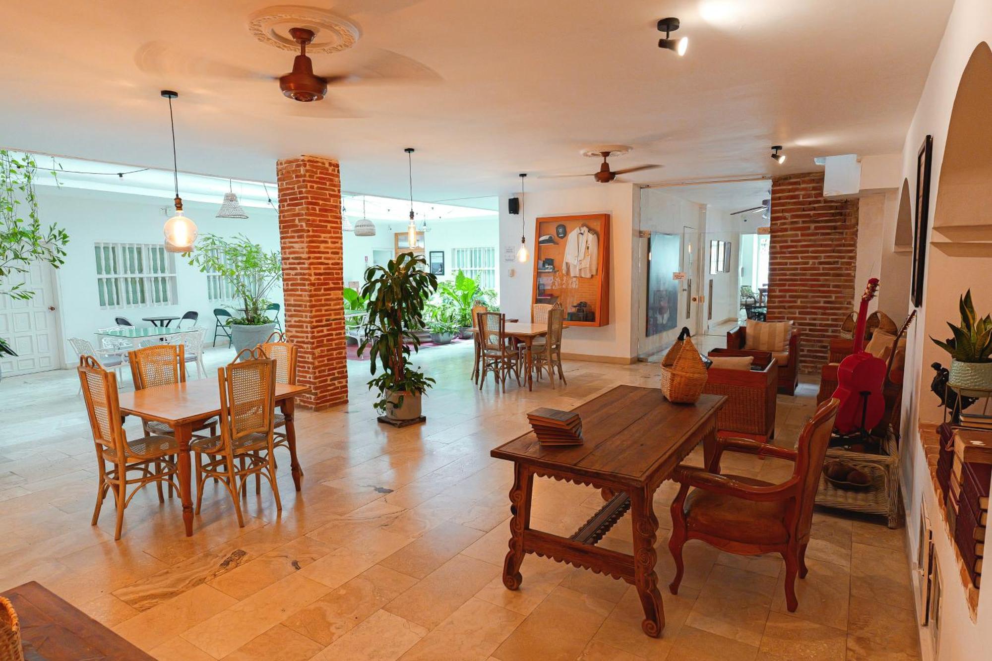 Hotel Kartaxa Cartagena Esterno foto