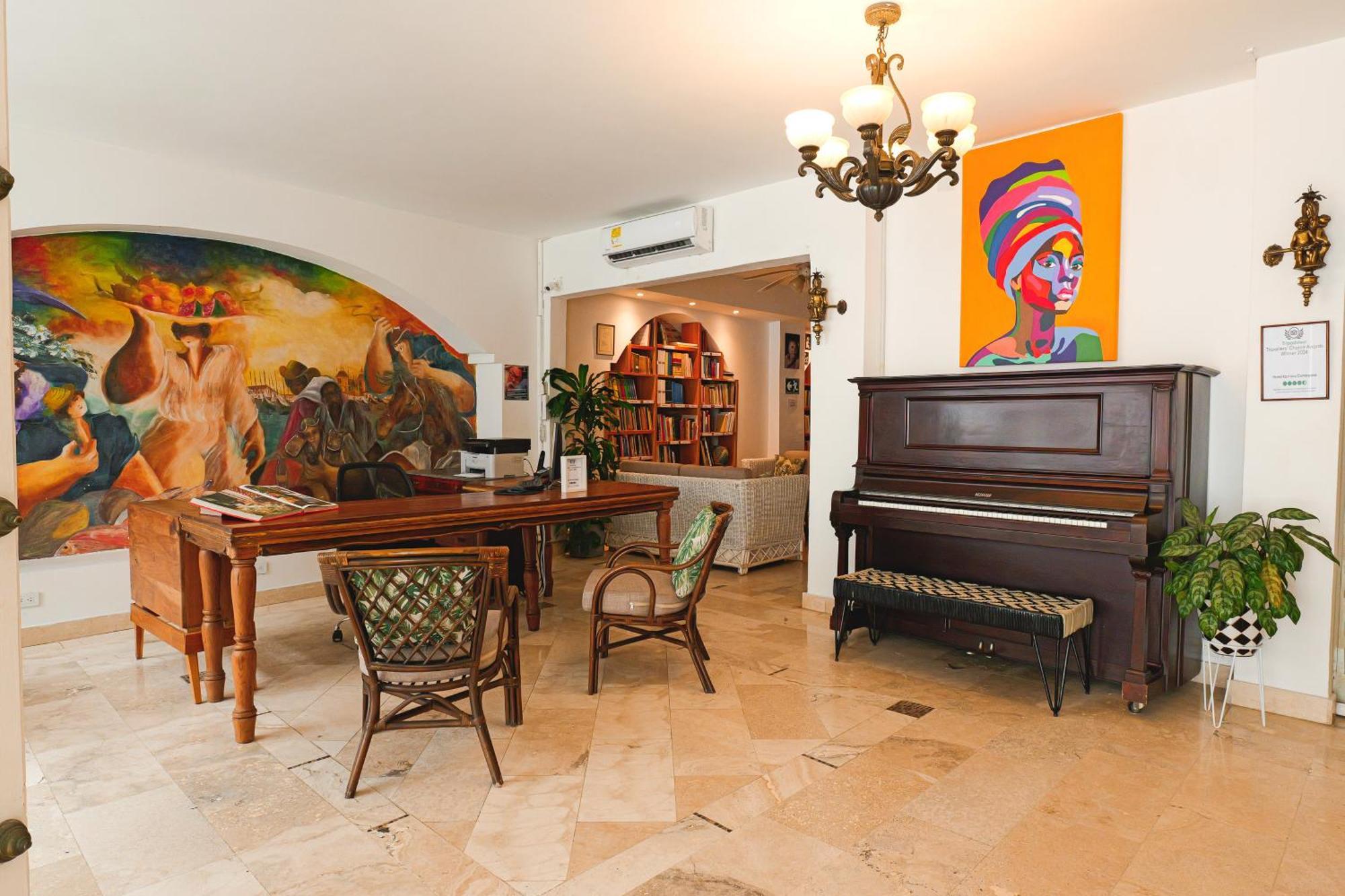 Hotel Kartaxa Cartagena Esterno foto